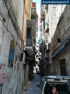 Napoli - asuntojenmyynti.fi